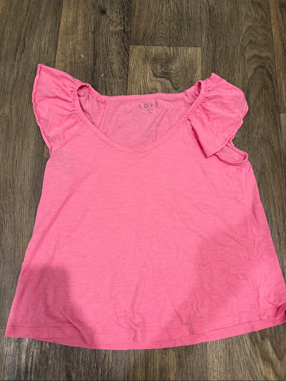 FREE in bundle LOFT Coral Pink Ruffle Sleeve Tank Top M